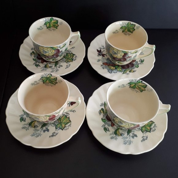 Set of 4 Royal Doulton Demitasse Cup Saucer The Kirkwood Flowers & Fruits design - Picture 8 of 8